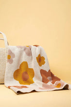 Load image into Gallery viewer, Kiin - Organic Cotton Knitted Bloom Blanket