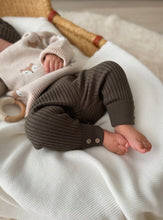 Load image into Gallery viewer, Aster & Oak - Espresso Knit Rib Legging