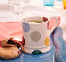 Load image into Gallery viewer, Emma Bridgewater - Big Polka Dot 1/2 Pint Mug