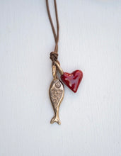 Load image into Gallery viewer, Pesci Che Volano - Scorfano Pendant