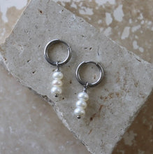 Load image into Gallery viewer, Luna Foundling - Mallow Stack - Earrings