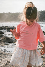 Load image into Gallery viewer, Illoura - Sea Shells Crop Tee | Peony