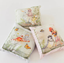Load image into Gallery viewer, Sarah’s Silks - Bluebell Fairy Pillow