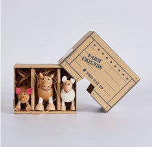 Load image into Gallery viewer, Anamalz - Barnfields Mini Crate – Cow, Pig, Sheep