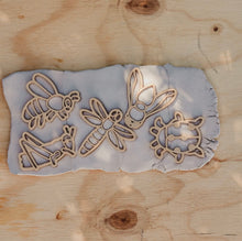 Load image into Gallery viewer, Kinfolk Pantry - Insect Cutter Set - Eco Playdough Tool