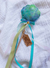 Load image into Gallery viewer, Wild Solas - Magic Wand - Seashell