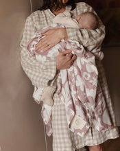 Load image into Gallery viewer, Linen Label - Muslin Swaddle Blanket- Meadow Blush Print