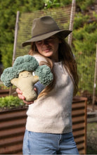 Load image into Gallery viewer, Nana Hutchy - Bo Broccoli - The Green Friend