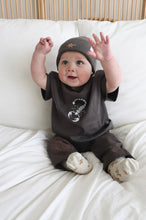 Load image into Gallery viewer, Ziggy Lou - Tee Charcoal (KIDS)
