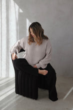 Load image into Gallery viewer, Ziggy Lou - Jumper Stone (WOMEN’S)
