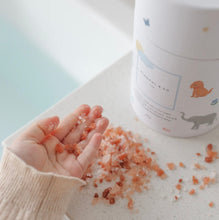 Load image into Gallery viewer, Mindful &amp; Co - Magnesium Calming Soak
