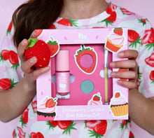 Load image into Gallery viewer, No Nasties - Strawberry Cupcake No Nasties Natural Makeup Gift Set
