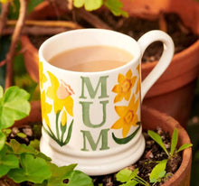 Load image into Gallery viewer, Emma Bridgewater - Daffodil Mum 1/2 Pint Mug
