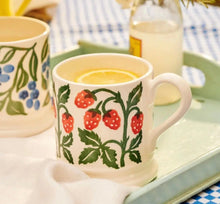 Load image into Gallery viewer, Emma Bridgewater - Raspberries 1/2 Pint Mug
