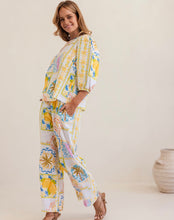 Load image into Gallery viewer, Kaleido - 100% Linen Elbow Sleeve Top - AMALFI DREAMS
