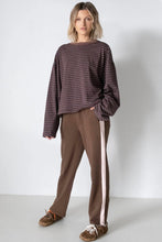 Load image into Gallery viewer, Tiny Trove - Women&#39;s Benny Cotton Racer Pants - Chocolate/Pink
