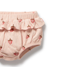 Load image into Gallery viewer, Wilson &amp; Frenchy - Strawberry Kisses Organic Ruffle Set
