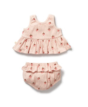 Load image into Gallery viewer, Wilson &amp; Frenchy - Strawberry Kisses Organic Ruffle Set
