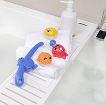 Load image into Gallery viewer, Tiger Tribe - Catch &amp; Splash - Bath Fishing Game
