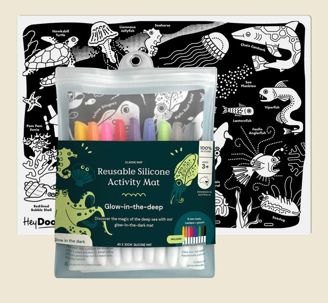 Hey Doodle - Glow-in-the-deep Classic Colouring & Doodle Mat