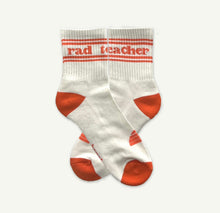 Load image into Gallery viewer, Banabae - Rad Teacher Organic Cotton Crew Socks - Red
