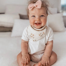 Load image into Gallery viewer, Over the Dandelions - Organic Muslin Bib Daisy
