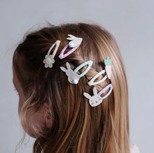 Load image into Gallery viewer, Mimi &amp; Lula Easter Mini Clic Clacs's PASTELS
