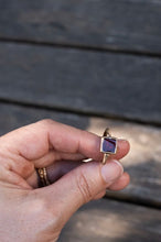 Load image into Gallery viewer, Pesci Che Volano - Laghetto Ring - Red

