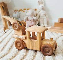 Load image into Gallery viewer, Debresk - Big Tow Truck
