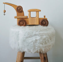 Load image into Gallery viewer, Debresk - Big Tow Truck
