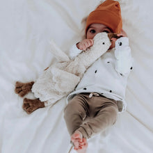 Load image into Gallery viewer, SENGER - Cuddly Animal - Goose White Small w removable Heat/Cool Pack
