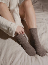 Load image into Gallery viewer, Bed &amp; Butter - The Comfiest Socks - Light Choccy

