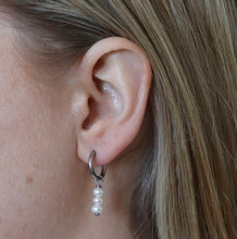 Load image into Gallery viewer, Luna Foundling - Mallow Stack - Earrings
