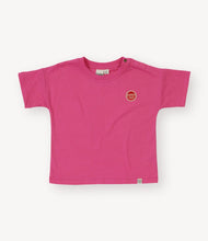 Load image into Gallery viewer, Goldie &amp; Ace - Essential Logo T-Shirt Pink

