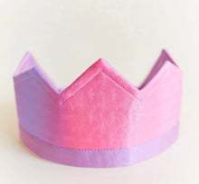 Load image into Gallery viewer, Sarah&#39;s Silks - Reversible Crown Blossom/Lavender
