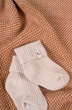 Load image into Gallery viewer, KIIN - Cotton Ribbed Baby Socks - Oat
