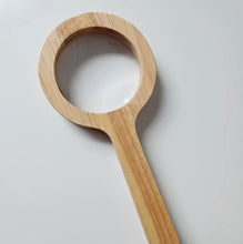 Load image into Gallery viewer, Q Toys - Magnifying Glass
