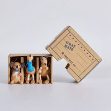 Load image into Gallery viewer, Anamalz - Outback Mini Crate – 3 Australian Anamalz Gift Crate
