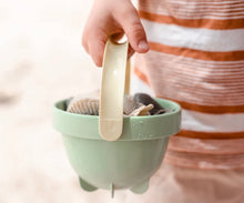 Load image into Gallery viewer, Plasto - "I'M GREEN" BioPlastic Baby Bucket Set
