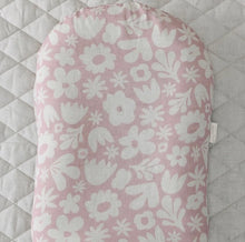 Load image into Gallery viewer, Linen Label - Baby Lounger Nest + Print Blush Linen Cover
