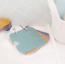 Load image into Gallery viewer, Silicone Baby Bath Book

