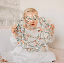 Load image into Gallery viewer, Mindful &amp; Co - Mindfulness Magic Ball
