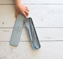 Load image into Gallery viewer, Emondo Kids Eco Cutlery Set
